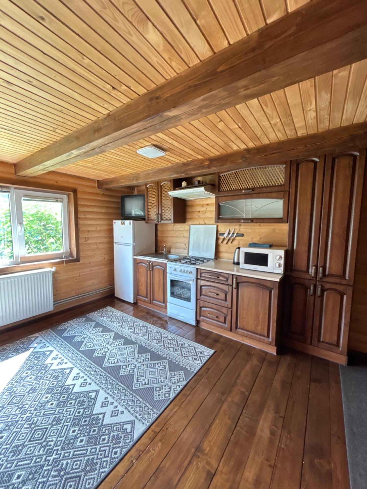 Guest House Kaspiy Bukovel Exterior foto